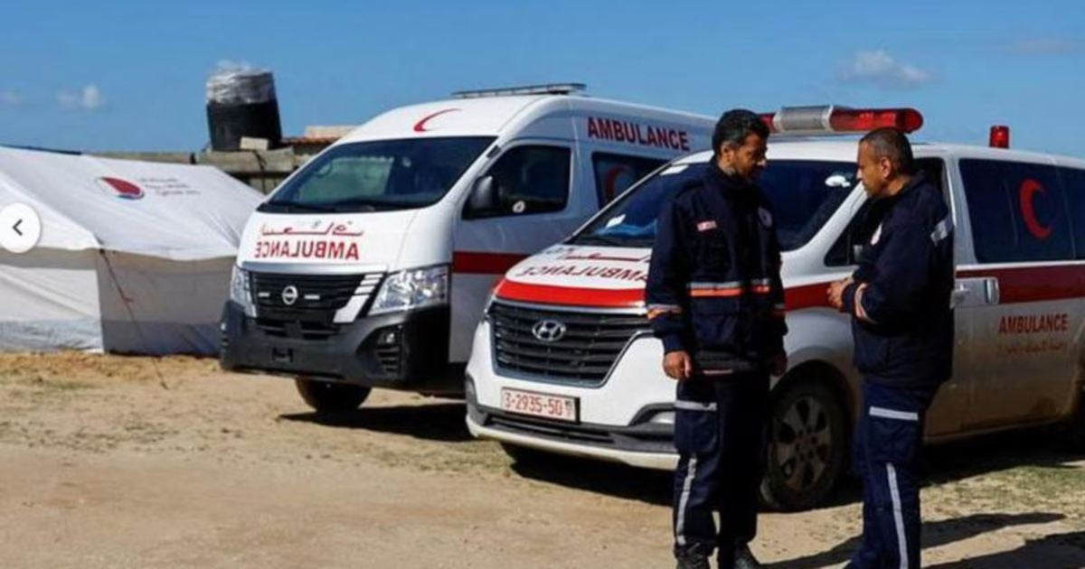 Ambulans terpaksa beroperasi sebagai klinik bergerak