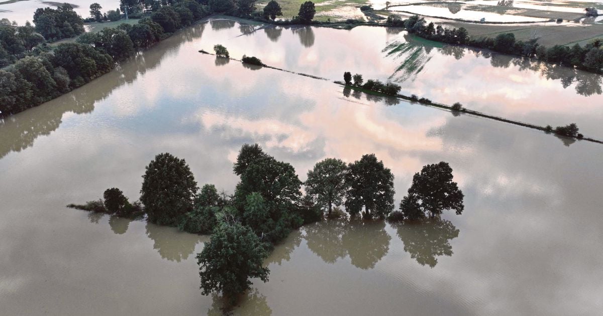 Eropah Tengah dilanda banjir terburuk dalam tempoh 2 dekad