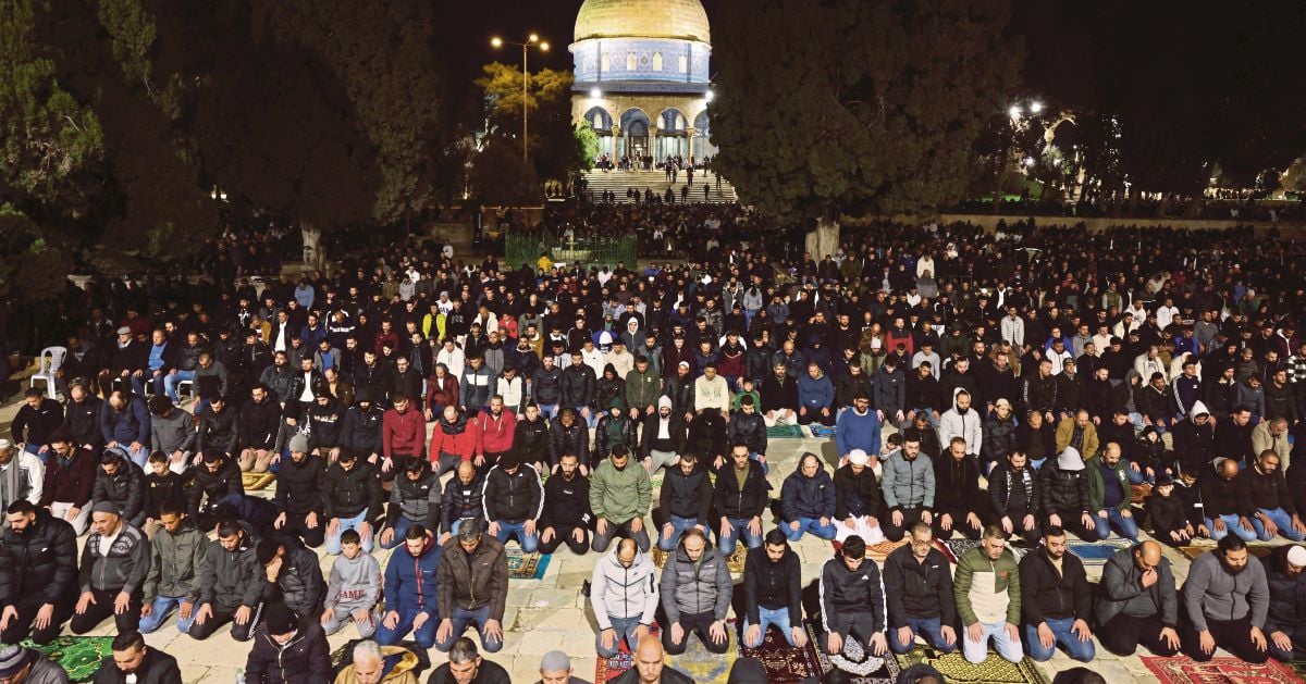 Ribuan polis dikerah menjelang solat Jumaat pertama Ramadan di Masjid Al-Aqsa