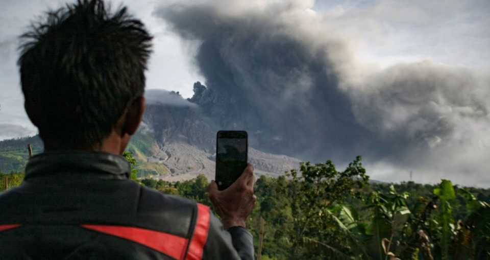 Sinabung Meletus Lagi Harian Metro