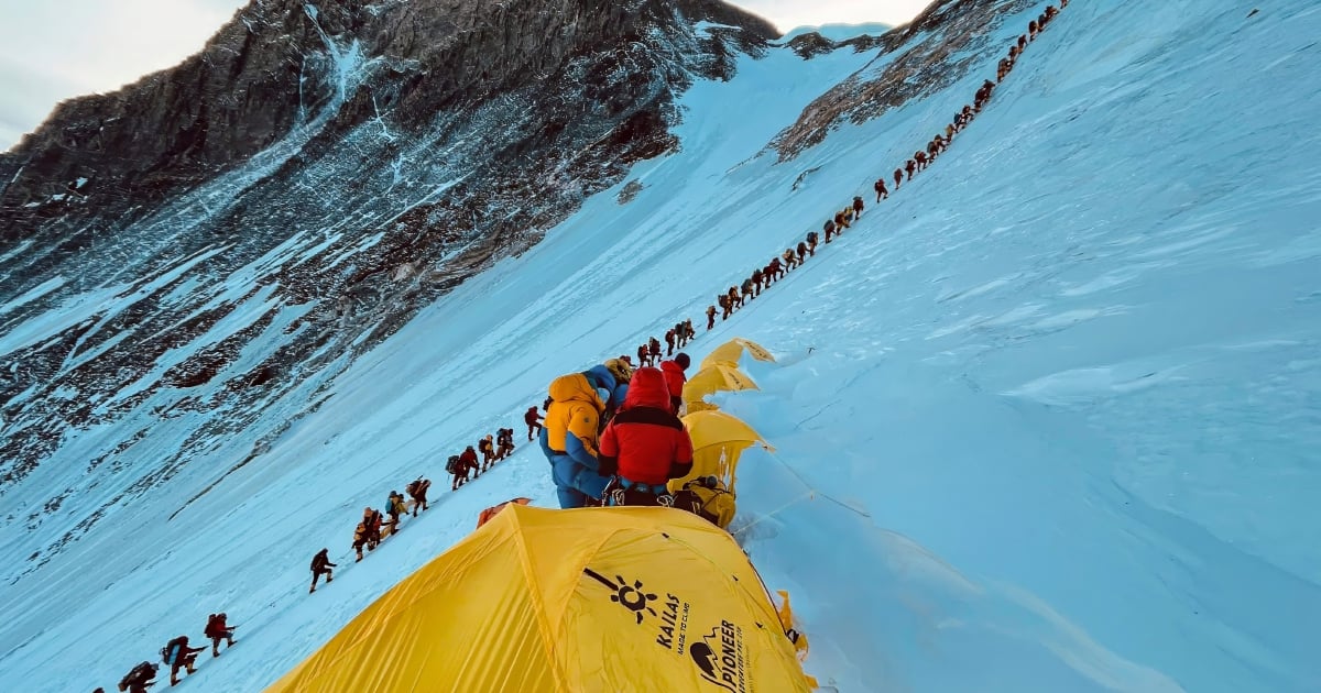 Tidak boleh lagi berak merata-rata di Gunung Everest