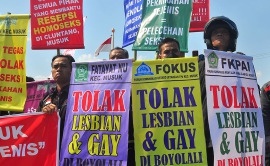Malaysia tolak LGBT | Harian Metro