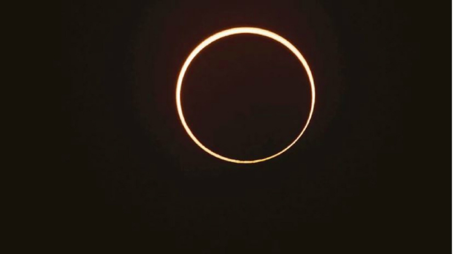 GERHANA matahari anulus atau dikenali 'ring of fire'. 