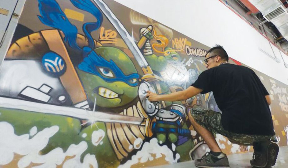 Karya grafiti di pawagam GSC | Harian Metro