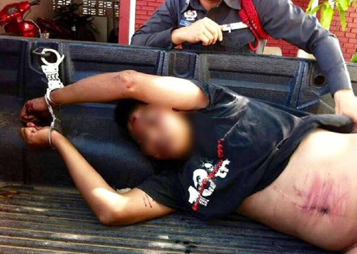 Lelaki berusia 24 tahun yang menetak empat kanak-kanak dan seorang bayi hingga mati ditangkap polis Thailand. - Foto Twitter/@thailandnews
