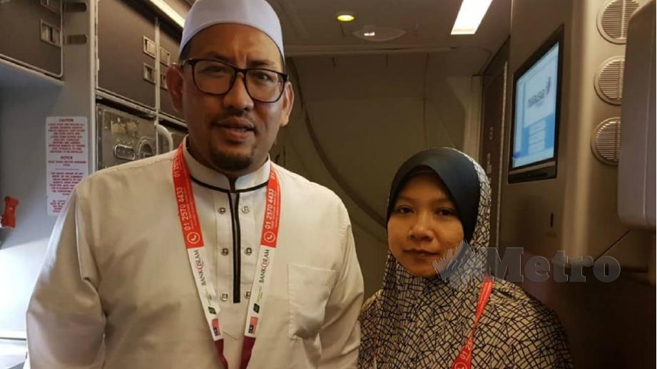 JASNI bersama isterinya pertama kali ke Makkah. FOTO YUSRI ABDUL MALEK