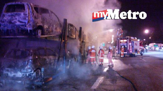 Treler, 9 kereta musnah terbakar  Harian Metro