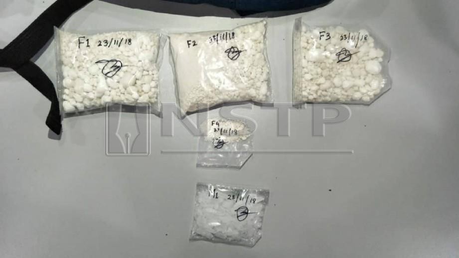 DADAH jenis heroin dan syabu yang dirampas oleh anggota AADK dalam operasi di Pekan Kuah, Langkawi semalam. Foto Ihsan AADK