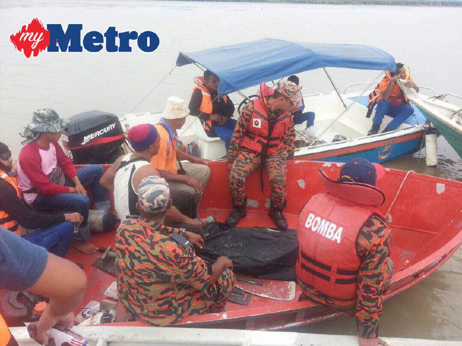 Mayat Muaz dijumpai satu batu nautika dari lokasi dilaporkan terjatuh ketika mangsa cuba menyelamatkan bot yang dihanyutkan arus. FOTO ihsan APMM