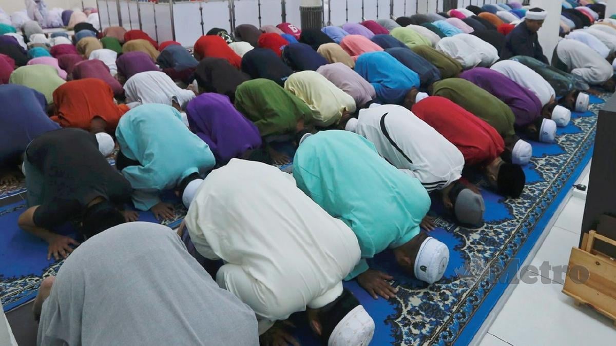 MASJID dan surau dipenuhi dengan kehadiran jemaah bagi menghidupkan malam-malam Ramadan dengan amal ibadah yang disyariatkan.