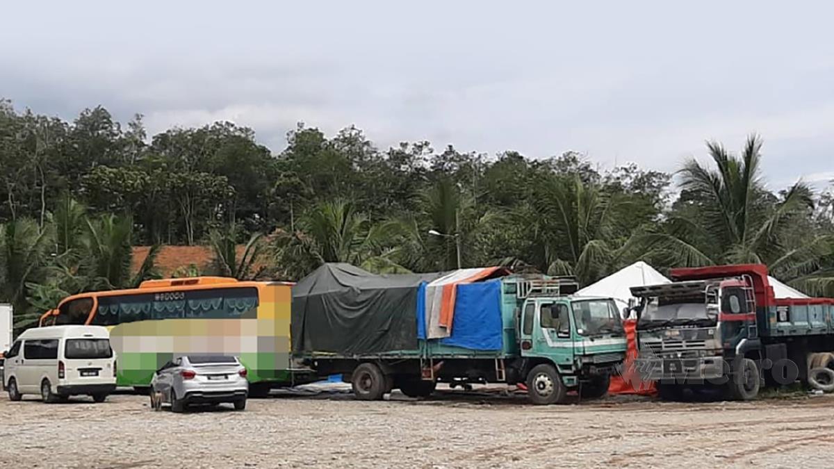 PREMIS bengkel cat yang diserbu selepas dikesan menjalankan kegiatan memindahkan tong LPG bersubsidi di Rantau.