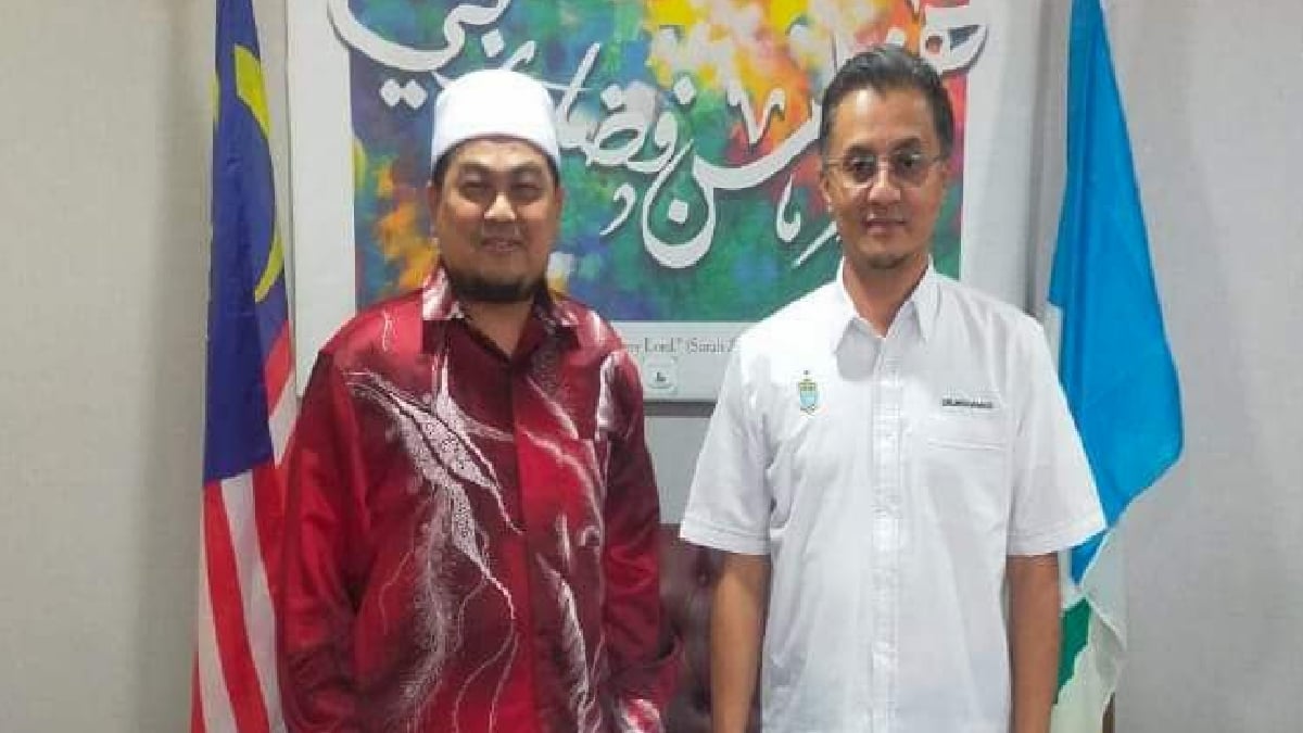 Timbalan Ketua Menteri 1 Datuk Dr Mohamad Abdul Hamid (kanan) di sini, ketika menerima kunjungan Mufti Pulau Pinang baharu, Prof Madya Dr Mohd Sukki Othman (kiri). FOTO IHSAN TKM1