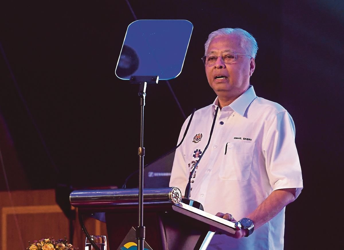 ISMAIL Sabri berucap pada perasmian Simposium Keluarga Malaysia: Pencapian dan Harapan di Dewan Perdana, Pusat Konvensyen Antarabangsa Putrajaya. FOTO Bernama