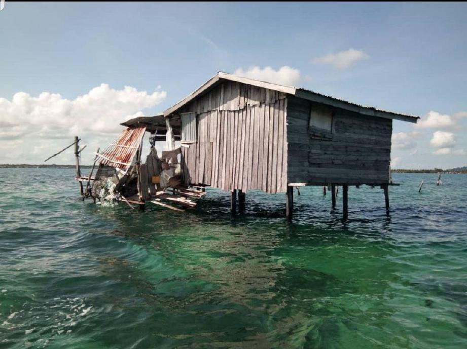 PONDOK tinggal atau pondohon yang dijadikan transit atau tempat penyimpanan sementara rokok seludup dari Filipina. FOTO ihsan Maritim Malaysia 