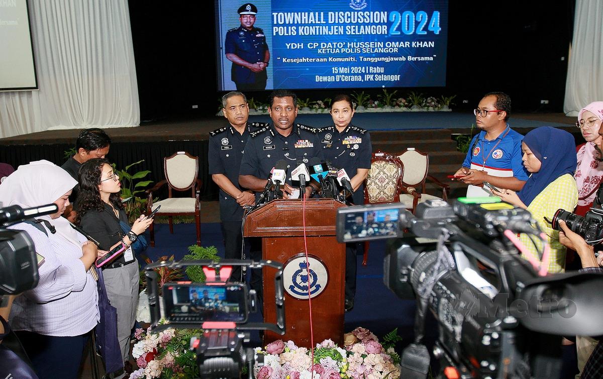 HUSSEIN pada sidang media selepas Program Townhall Discussion Polis Selangor 2024 di Ibu Pejabat Polis Kontinjen Selangor, Shah Alam. FOTO Faiz Anuar