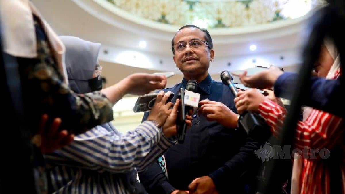 AHMAD Samsuri ketika sidang media pada Majlis Konvensyen Pendidikan Islam Negeri Terengganu Kali Ke-2/2022, Jabatan Pendidikan Islam Negeri Terengganu di Taman Tamadun Islam di sini hari ini. FOTO GHAZALI KORI