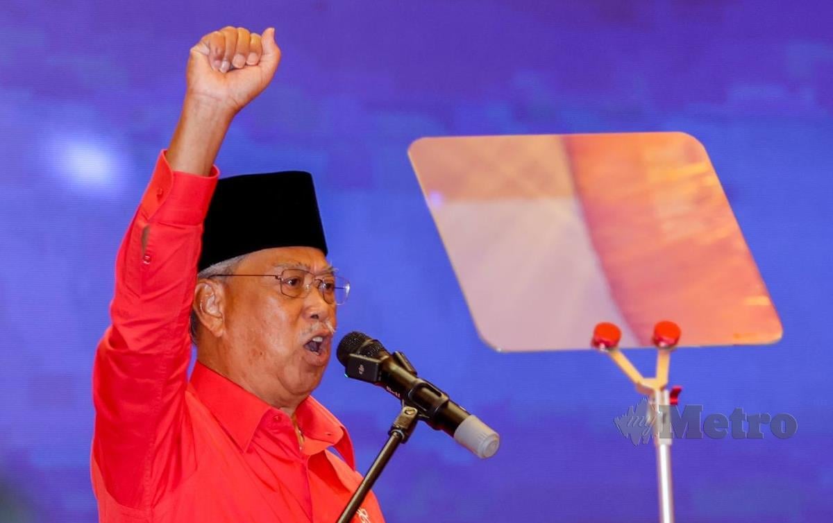 Muhyiddin Yassin ketika kehadiran pada Konvensyen Parti Pribumi Bersatu Malaysia (BERSATU) 2024 di DCC IDEAL Convention Centre Selayang. FOTO Aswadi Alias