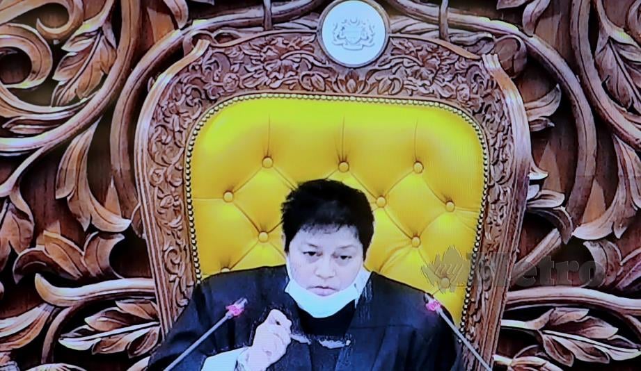 TIMBALAN Yang Dipertua Dewan Rakyat wanita yang pertama dilantik, Datuk Seri Azalina Othman Said  ketika persidangan Dewan Rakyat di Bangunan Parlimen, Kuala Lumpur. FOTO Mohamad Shahril Badri Saali