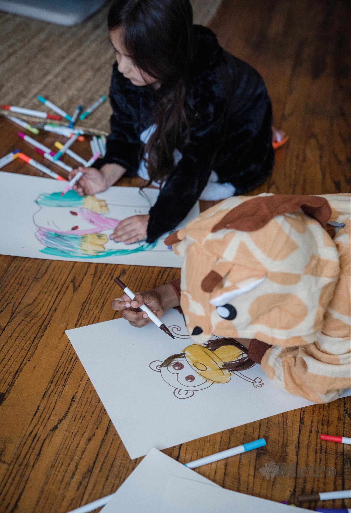 MELUKIS antara hobi yang baik untuk kanak-kanak mengekspresikan bakat dan kreativiti.