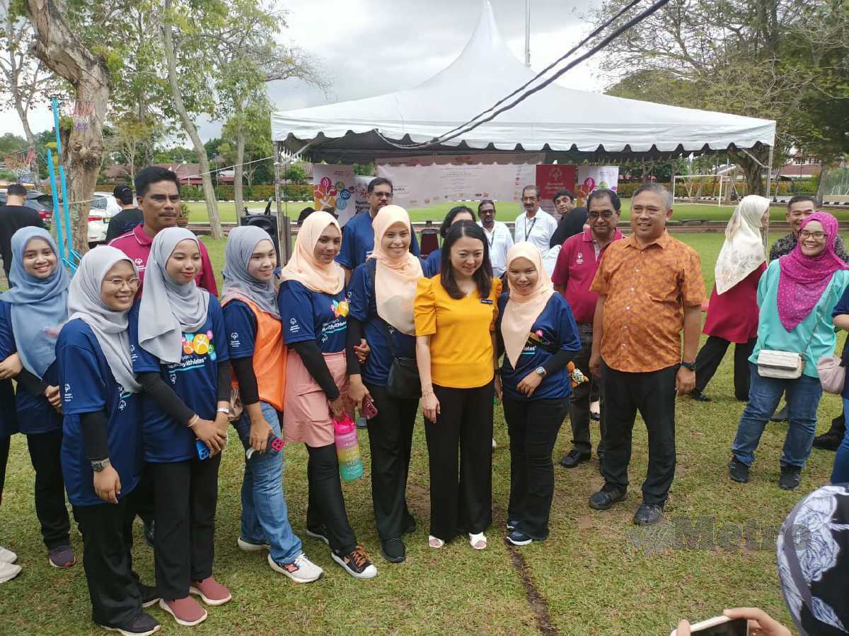 HANNAH (tengah) hadir pada Program Train-the-Trainee for Clinical Directors and Healthy Athletes di Melaka. FOTO NAZRI ABU BAKAR