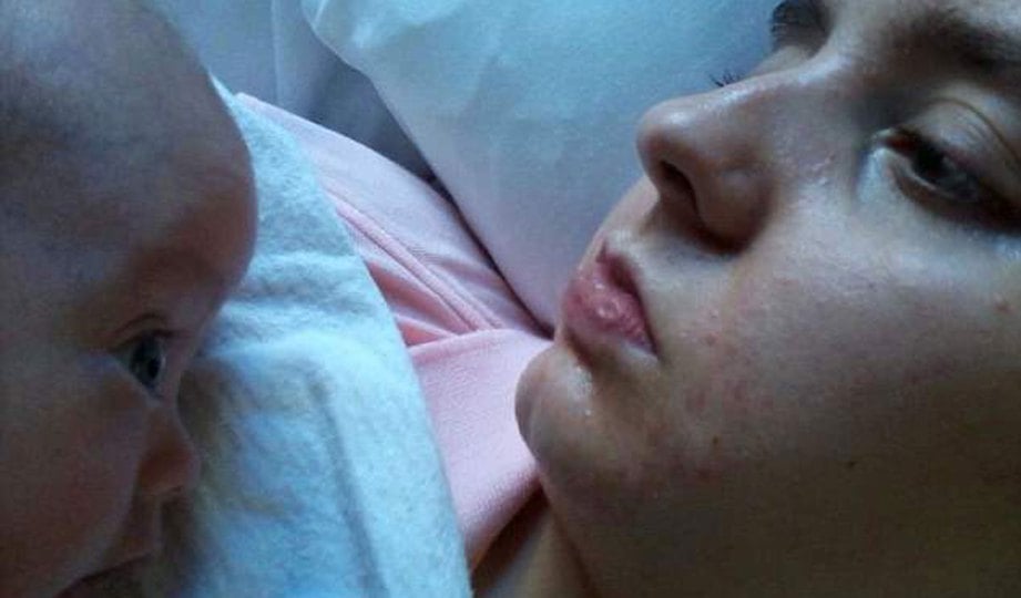 SHARISTA dianggap ibu ajaib apabila melahirkan anak ketika koma dan sempat hidup selama tiga tahun bersama anaknya itu. FOTO GoFundMe