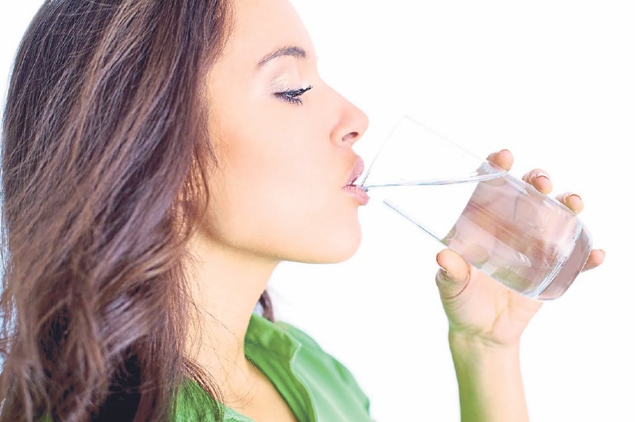 AMALAN diet IF membolehkan air diminum ketika puasa.