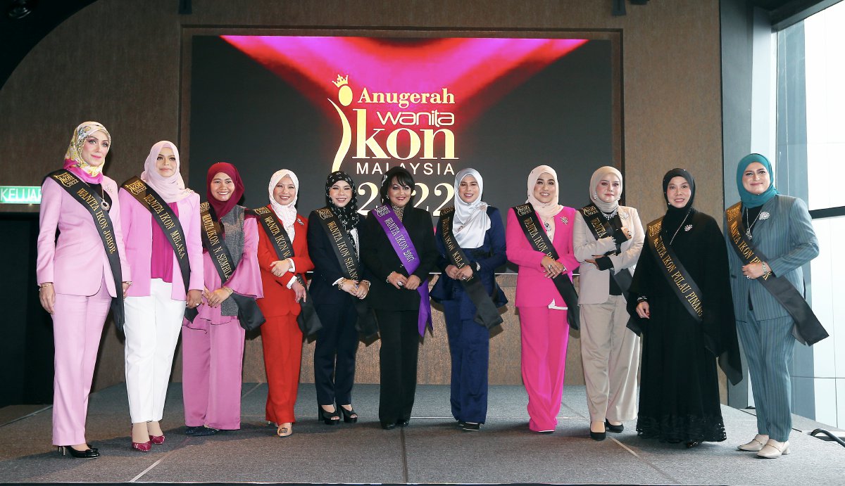 BERSAMA 10 finalis Wanita Ikon Malaysia 2022.
