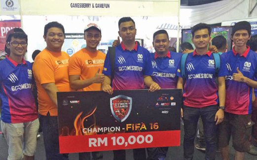 TERUJA menjadi juara kejohanan FIFA di Permainan Siber Malaysia.
