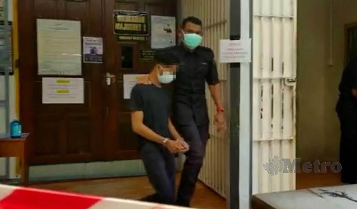 SEORANG pembantu kedai makan lelaki mengaku tidak bersalah di Mahkamah Sesyen Kangar hari ini atas pertuduhan mencabul seorang remaja perempuan di Jejawi pada 9 Disember tahun lalu. FOTO Dziyaul Afnan Abdul Rahman