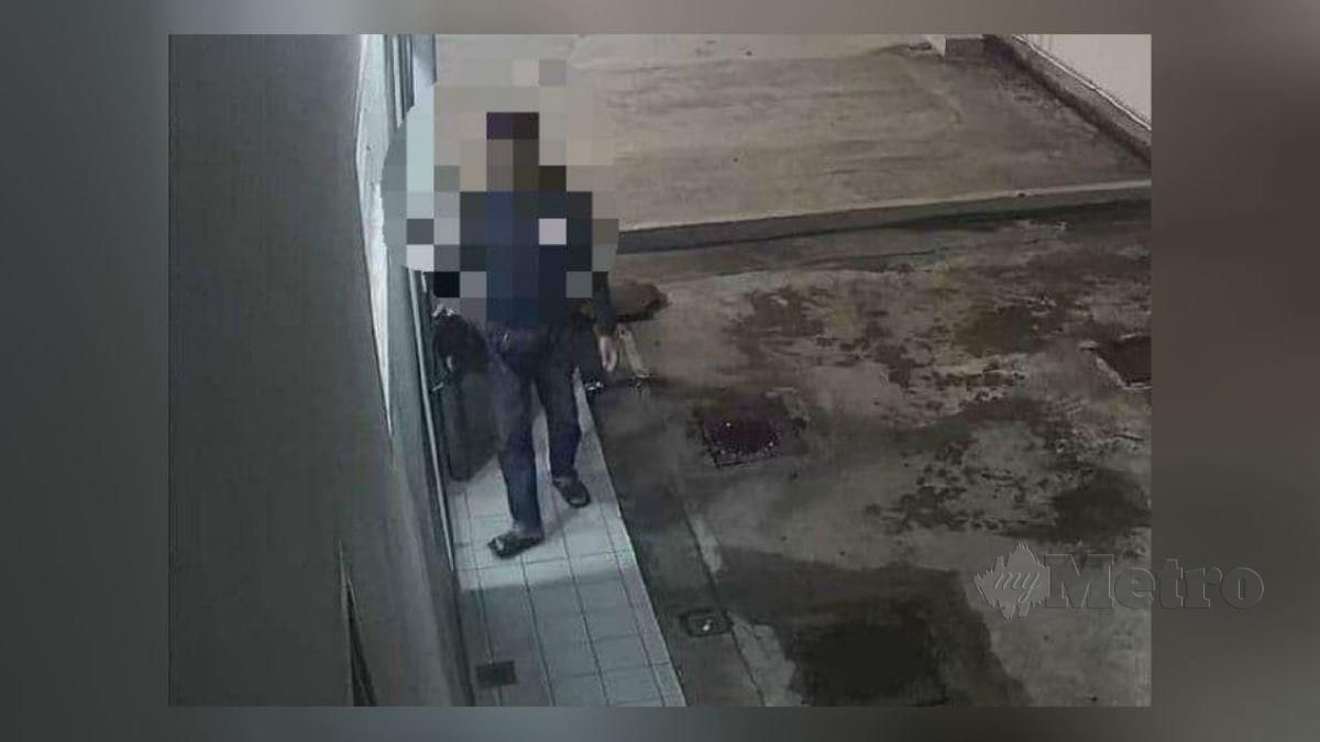RAKAMAN CCTV menunjukkan suspek masuk ke dalam tandas wanita di sebuah stesen minyak di Jalan Cinta Sayang. FOTO ihsan polis 