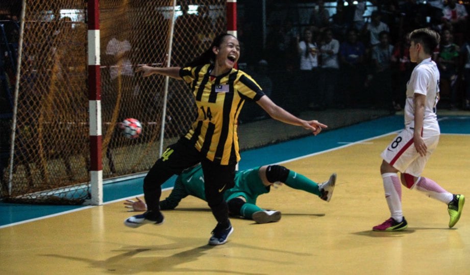 Intan Intai Peluang Wakili Skuad Futsal