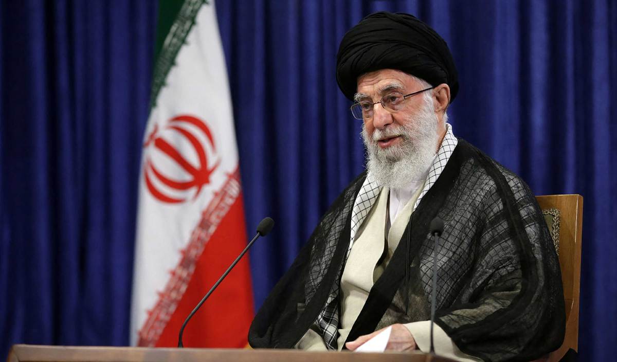 AYATOLLAH Ali Khamenei berucap dalam siaran televisyen sempena Hari Al-Quds. FOTO AFP/  HO / KHAMENEI.IR