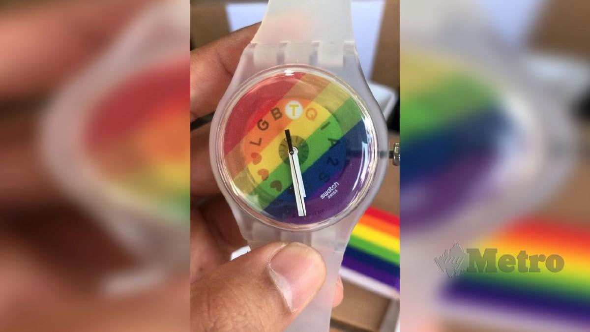 KDN merampas jam tangan Swatch kerana jelas tertera tulisan ‘LGBTQ’ di permukaan jarumnya. FOTO arkib