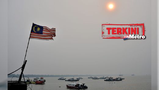 Pemandangan di sekitar Jeti Pelabuhan Klang yang dirakam petang tadi. FOTO Faiz Anuar