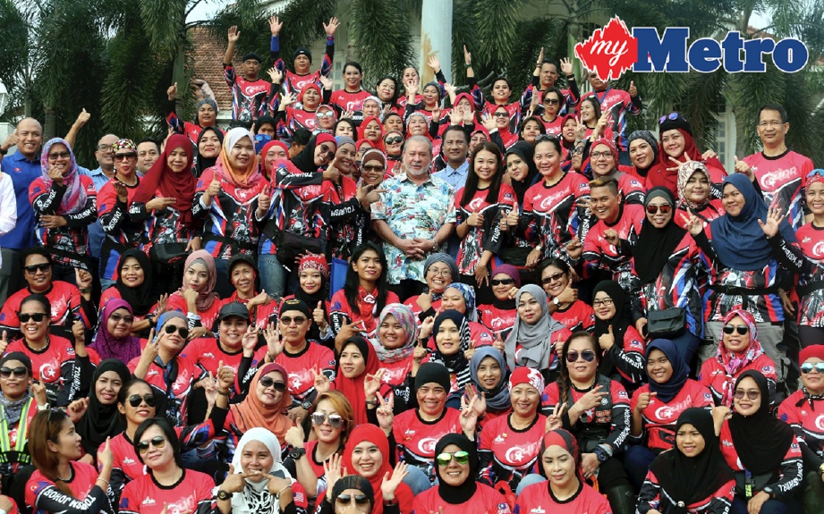 Sultan Johor lepaskan 108 Lady Bikers | Harian Metro