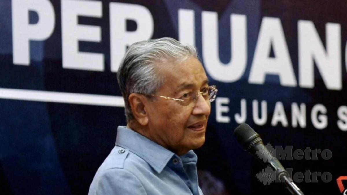 TUN Dr Mahathir. GAMBAR fail Arkib NSTP.