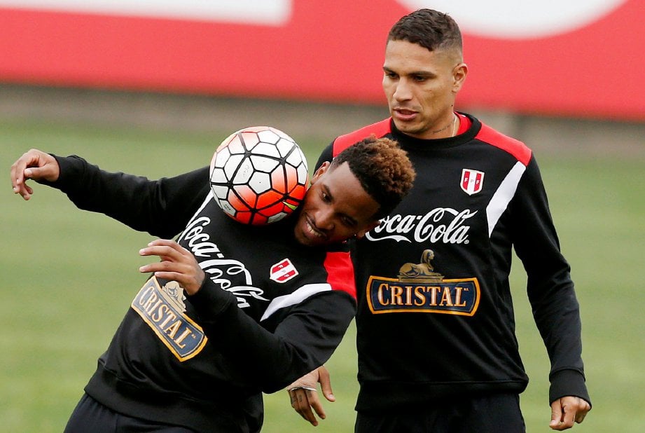 GUERRERO (kanan) harap penggantungannya dapat dibatalkan untuk beraksi di Piala Dunia. -Foto Reuters