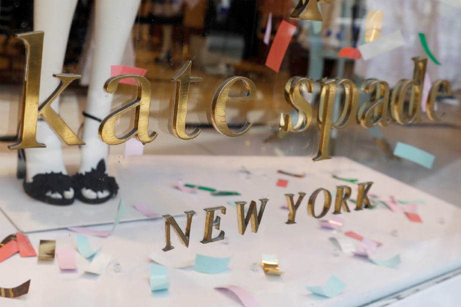 SALAH satu butik Kate Spade di Manhattan, New York. FOTO Reuters
