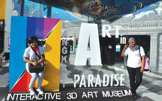 KUNJUNGAN ke Langkawi Art In Paradise Museum turut memberi pengalaman baru kepada penulis.