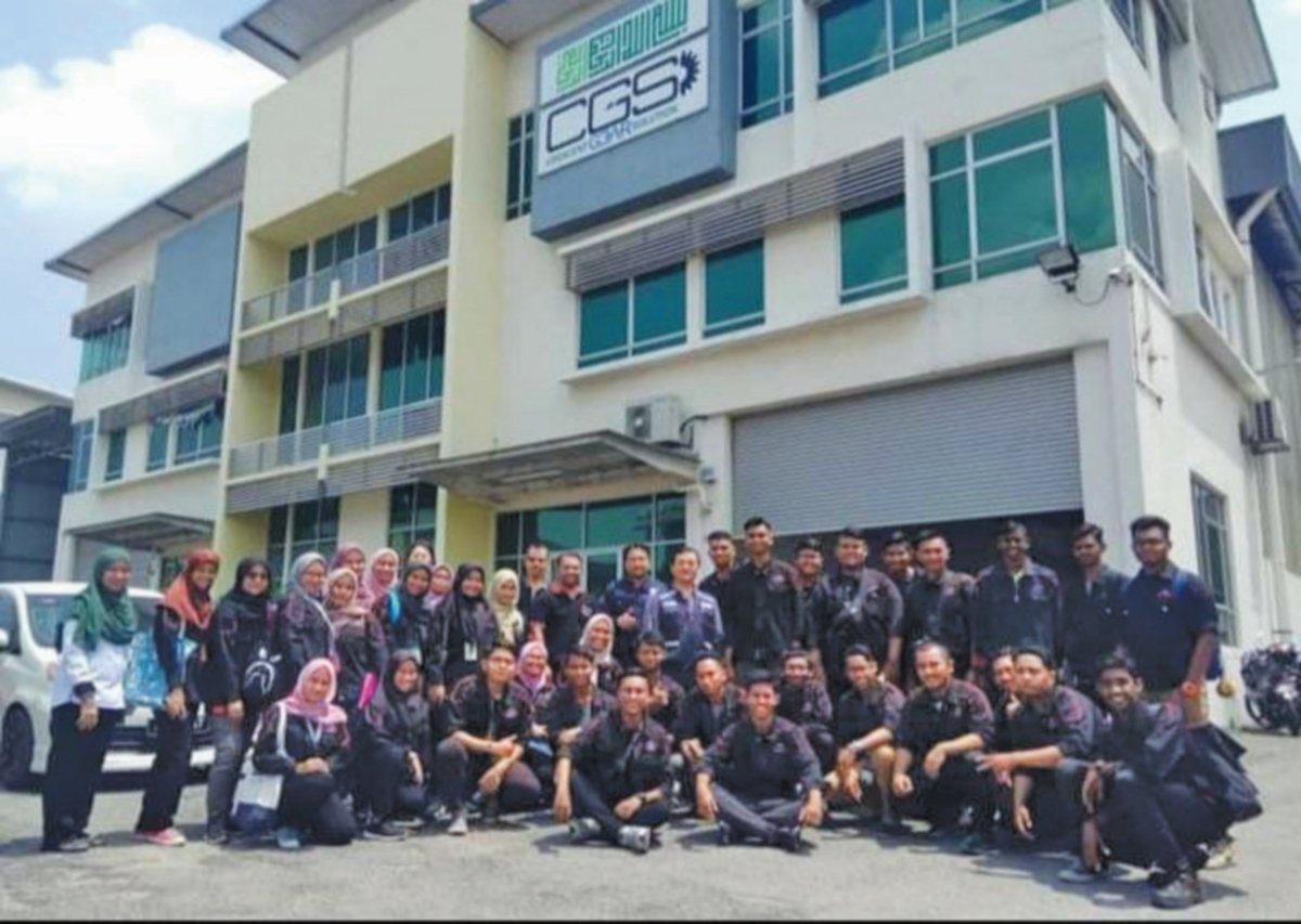 SYARIKAT Crescent Gear Solution Sdn Bhd yang ditubuhkan kini menawarkan pekerjaan kepada pelajar TVET dan bumiputera.