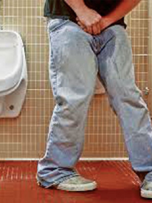 LEMAH kawalan kencing menyebabkan seseorang terkencing tanpa sempat ke tandas.