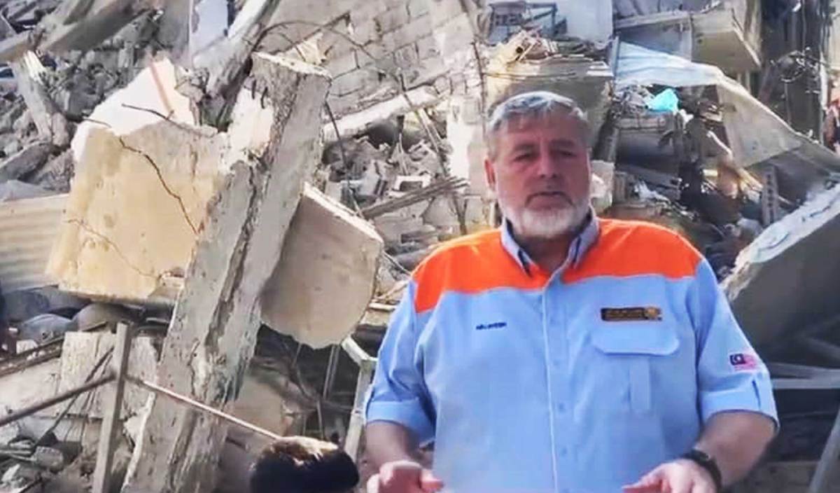 AHMED Abu Ayesh meneruskan usaha memberikan bantuan makanan kepada penduduk Palestin di Gaza yang terus menjadi sasaran serangan Israel.
