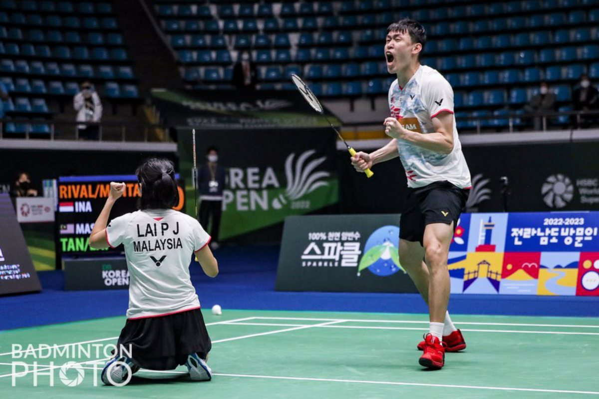 KIAN Meng (kanan) meraikan kejayaan memenangi aksi final. FOTO Badminton Photo