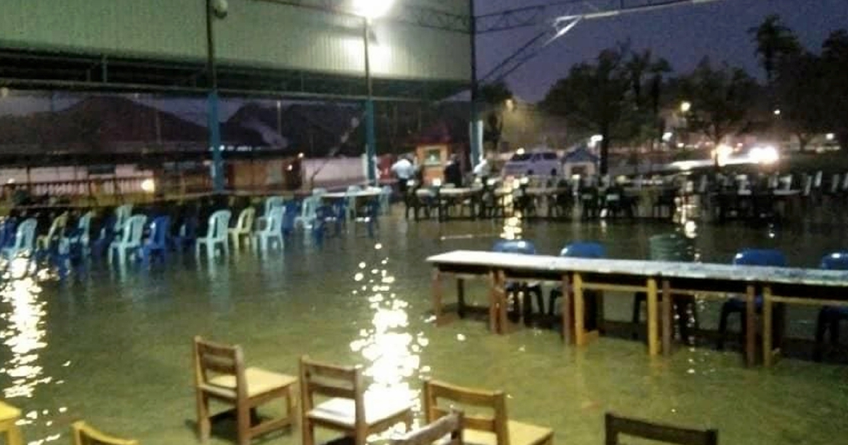 Beberapa kawasan di Kubang Kerian, Lundang dilanda banjir kilat