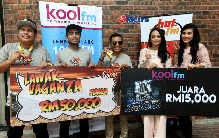  Kumpulan JMT dan Hey Ladies masing-masing diumumkan sebagai juara program realiti radio Hot FM Lawak Vaganza dan Kool FM Super Karoks, hari ini.