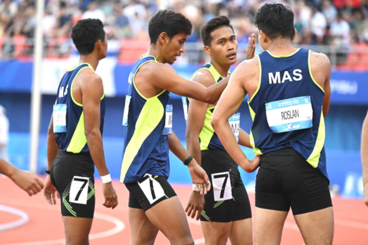 KUARTET lelaki dan wanita negara sahkan tempat ke final 4x400m di Universiade. -FOTO KPT