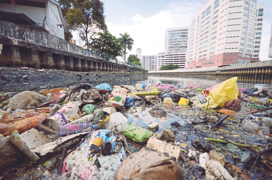 Hapuskan pencemaran  plastik Harian Metro