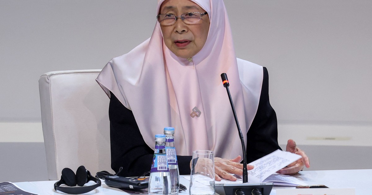 Lantang bersuara hentikan perang Gaza, bina semula institusi pendidikan – Dr Wan Azizah