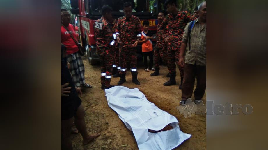 PENUNTUT GiatMara Chiku 5 ditemui lemas ketika mandi bersama sembilan rakan di Sungai Chiku 3, dekat Gua Musang, hari ini. FOTO ihsan bomba. 