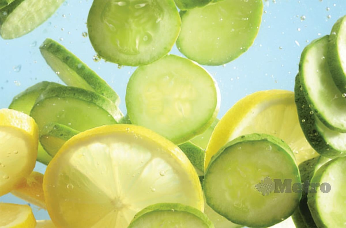 TIMUN dan lemon mempunyai elemen baik dalam menyingkirkan toksin badan.
